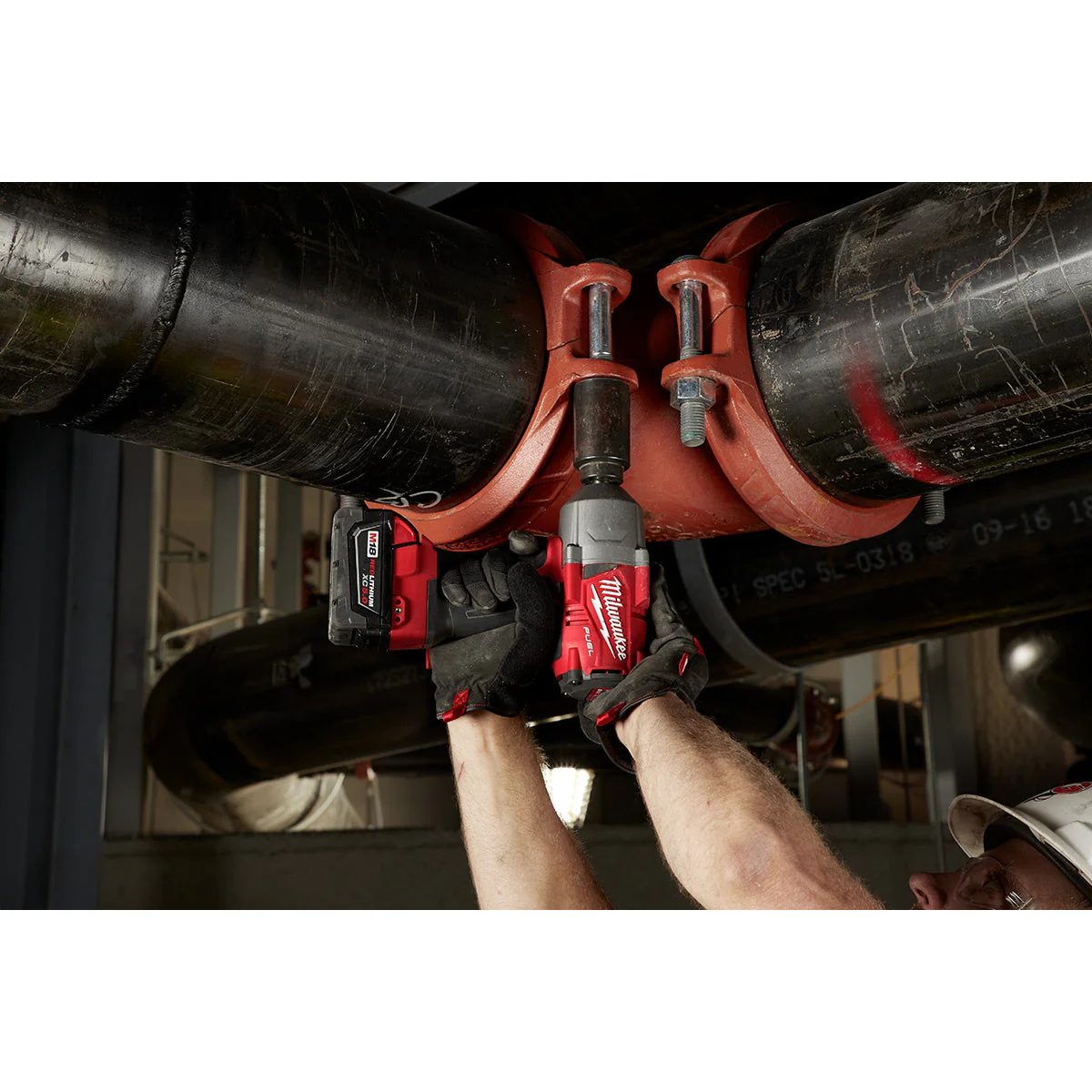 Milwaukee M18 FUEL 1/2 Inch High Torque Impact Wrench w/Friction Ring Kit (2767-22) - Image 4