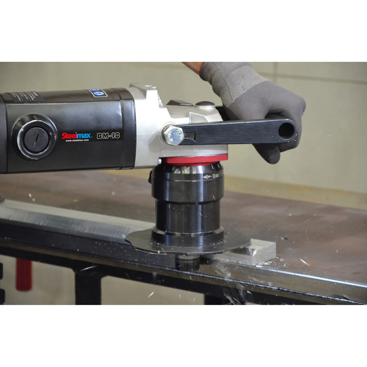 Steelmax 120V BM18 Portable Beveling Machine w/Radius Head (SM-BM18) - Image 3