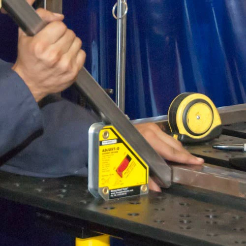 Strong Hand Tools 6 in. Adjust-O Magnet Square (MSA47) - Image 3